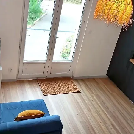 Petite Maison Avec Jardin Landrévarzec